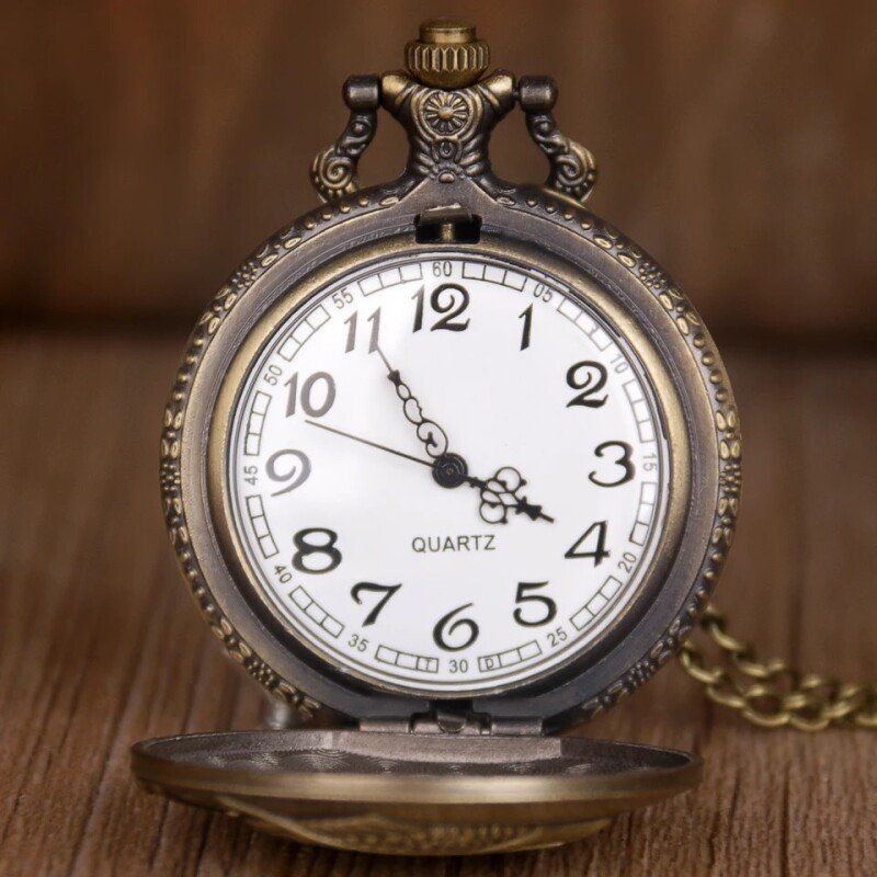 Retro Pocket Watch With Chain