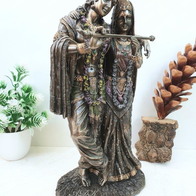 Radha Krishna Statue Together
