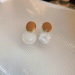 Chic Caramel Earrings