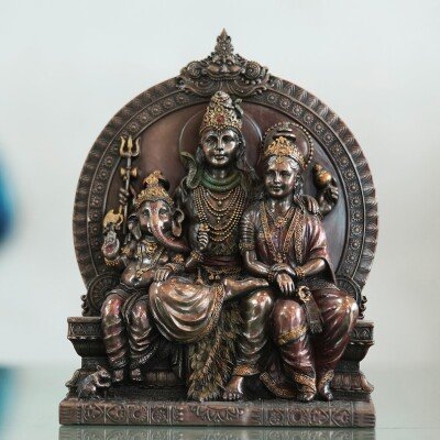 Sitting Shiva Family