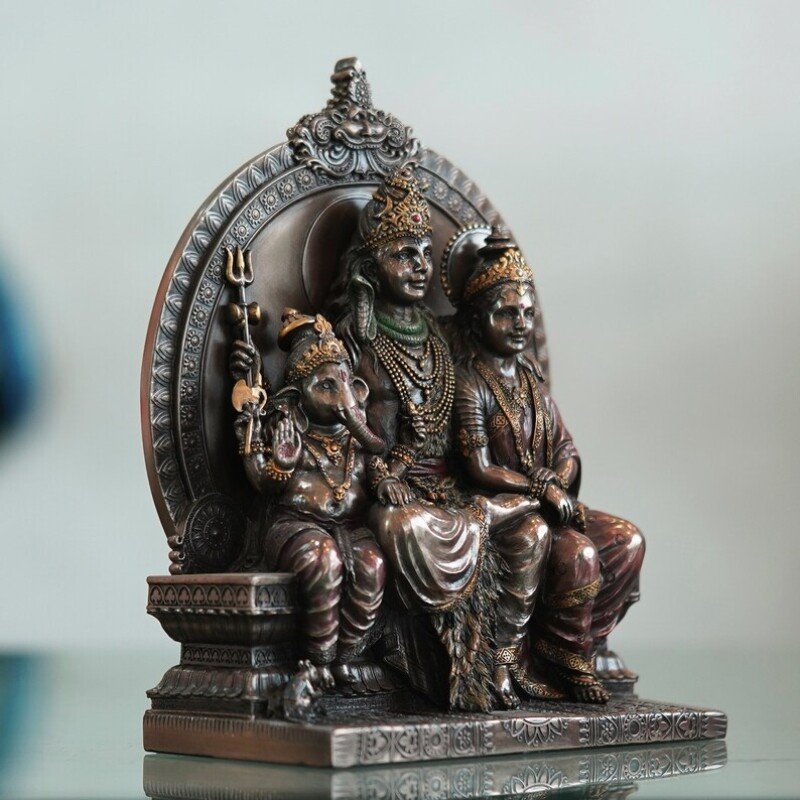Sitting Shiva Family