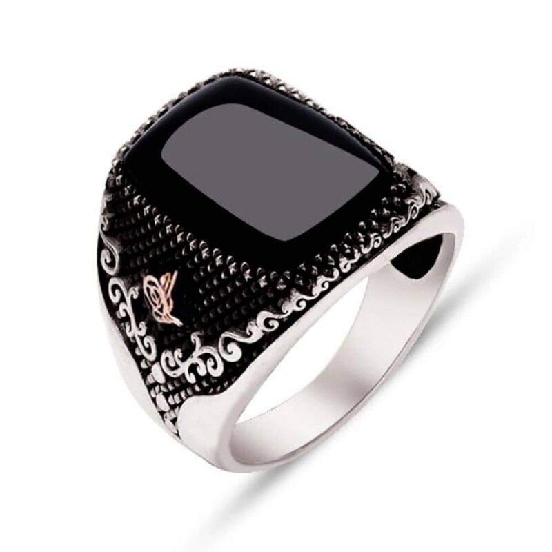 Onyx Ring